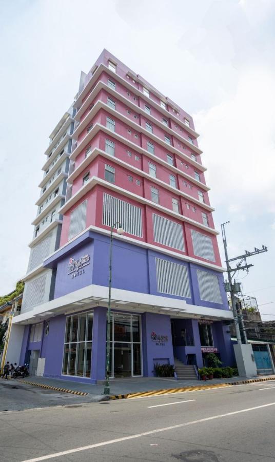 Myspace Hotel Comembo Taguig Exterior foto